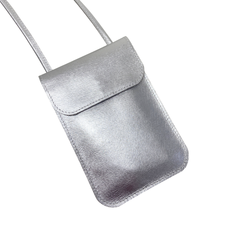 Studio Hop | tassenatelier | workshops tas maken | cursus tas maken | tassen | maatwerk | dutch design | telefoontasje | mobieltasje